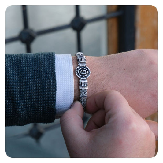 Kişiselleştirilebilir Altıgen Beyaz Deri Erkek Bileklik