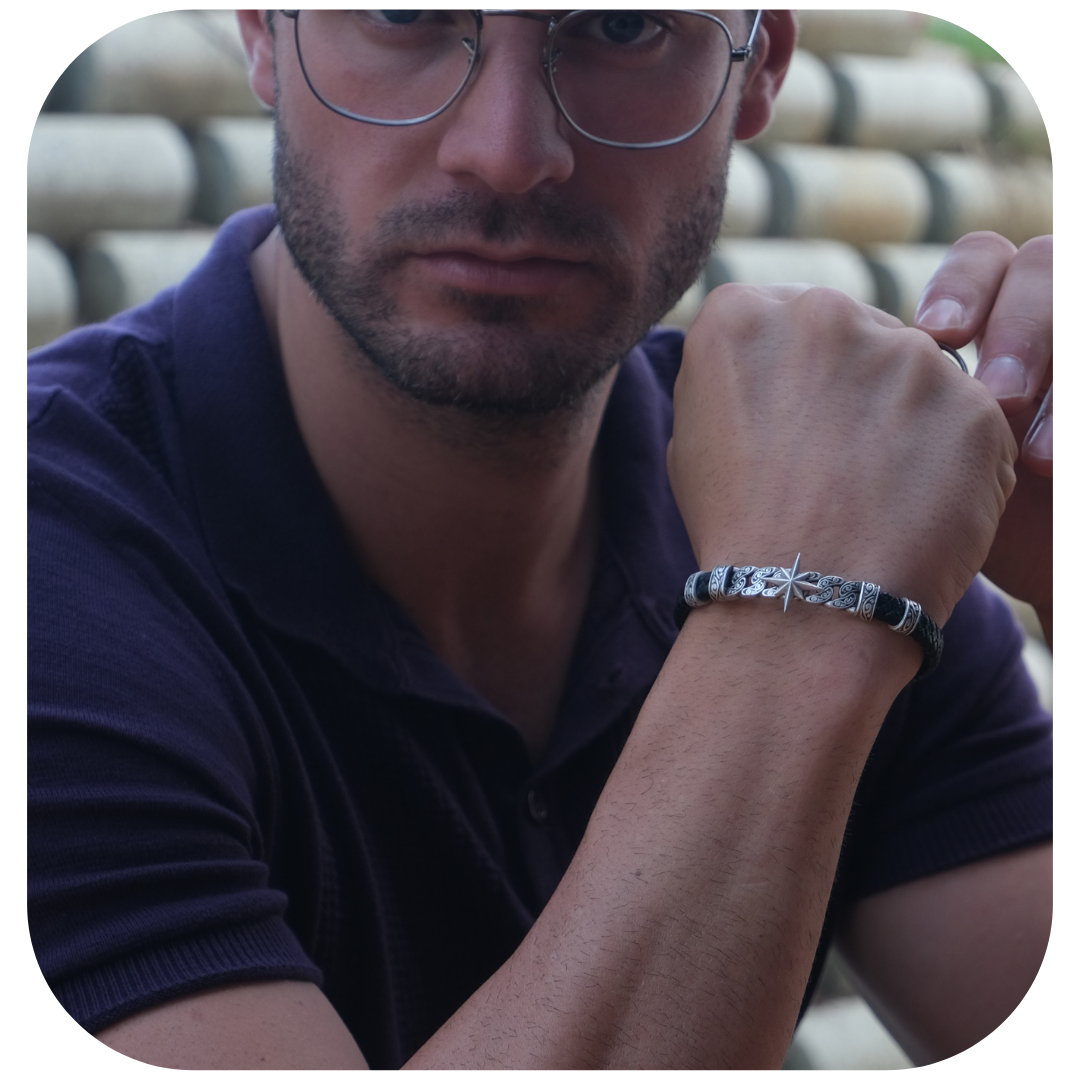 Compass Model Zirkon Taşlı Bileklik