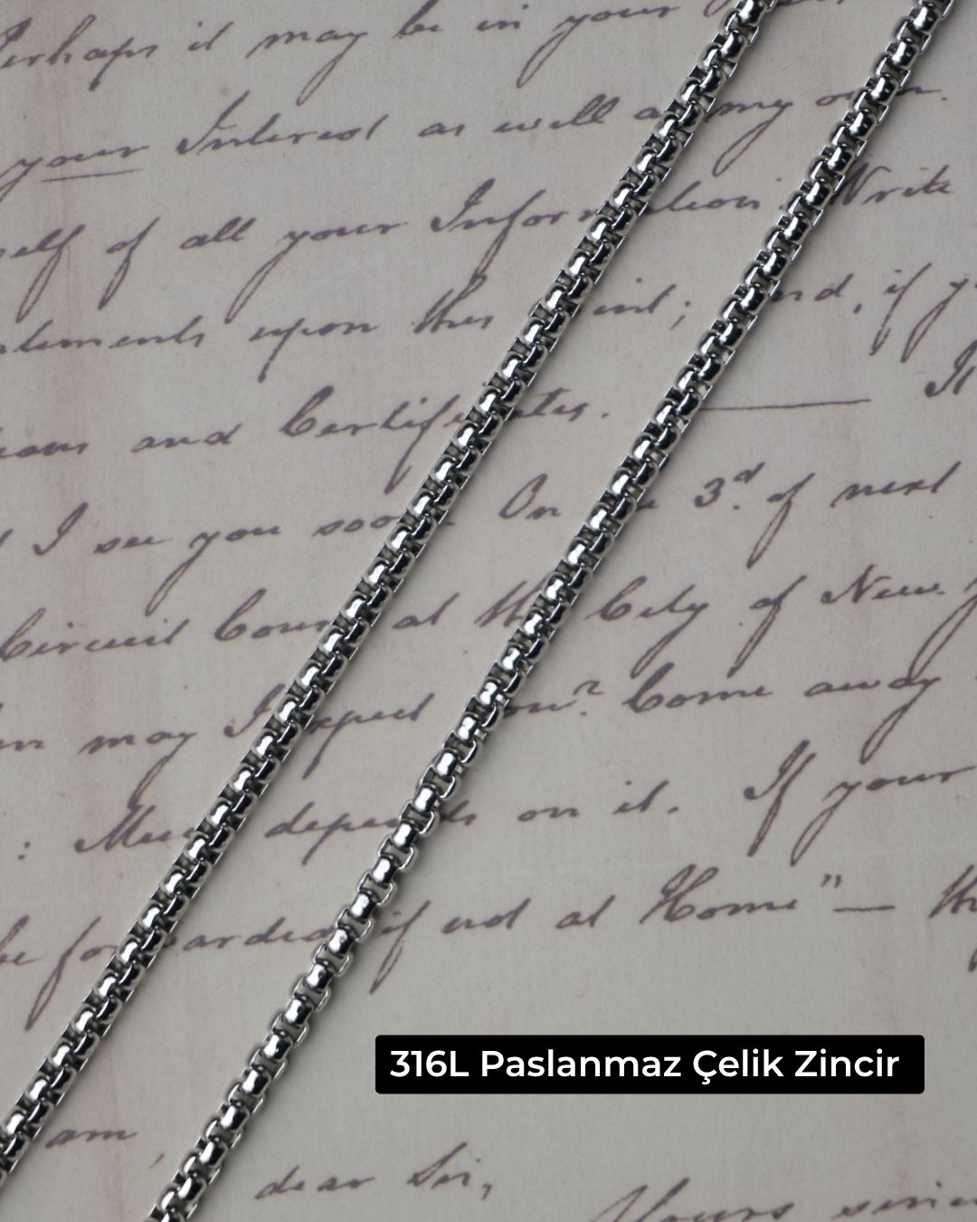 Kılıç ve Ejderha Figürlü Gümüş Kolye