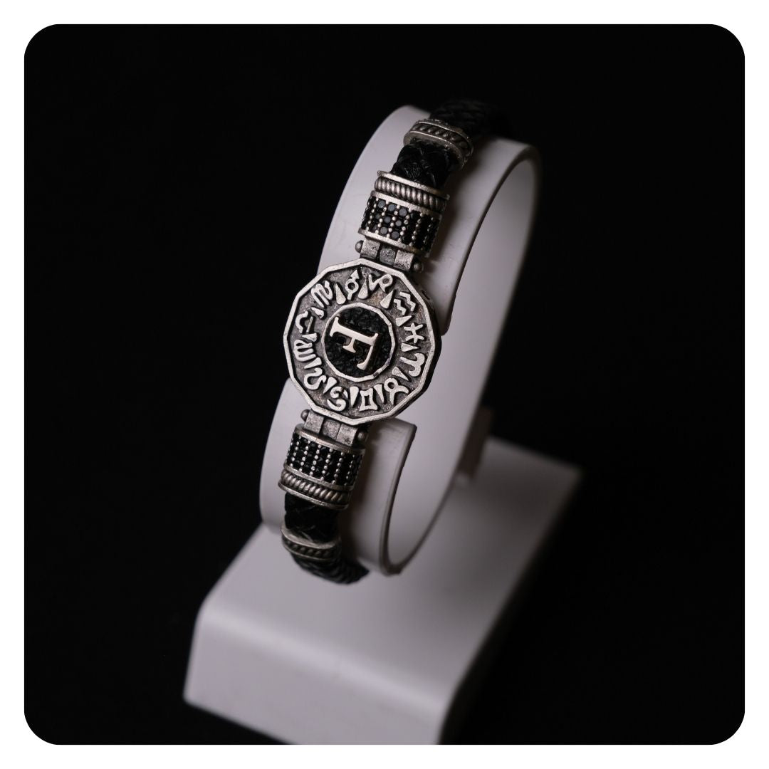 Kişiselleştirilebilir Harfli Hakiki Deri Erkek Bileklik