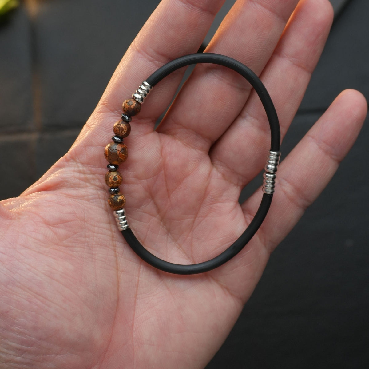 Minimalist Kahverengi Tibet Akik Taşı Ayarlanabilir Bileklik